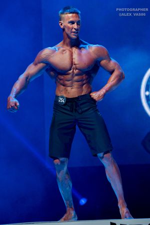 MEN'S PHYSIQUE НОВИЧКИ